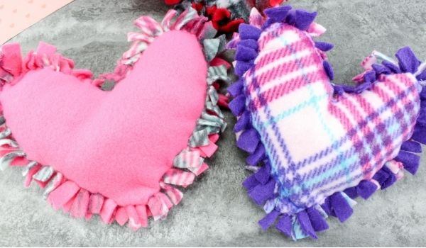 Image for No-Sew Heart Pillow Craft (with Video)